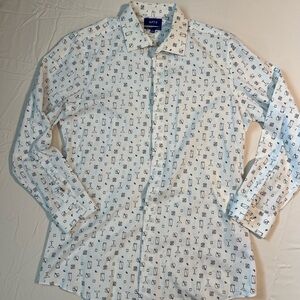 L slim fit. Casual/Dress shirt. Great condition
